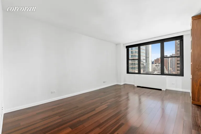 New York City Real Estate | View 117 East 57th Street, 24H | room 6 | View 7