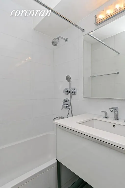 New York City Real Estate | View 340 East 64th Street, 2K | Primary Bathroom | View 7