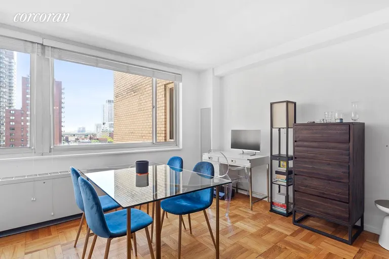 New York City Real Estate | View 1500 Second Avenue, 10H | room 2 | View 3
