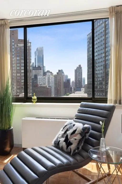 New York City Real Estate | View 2000 Broadway, 16EF | room 2 | View 3