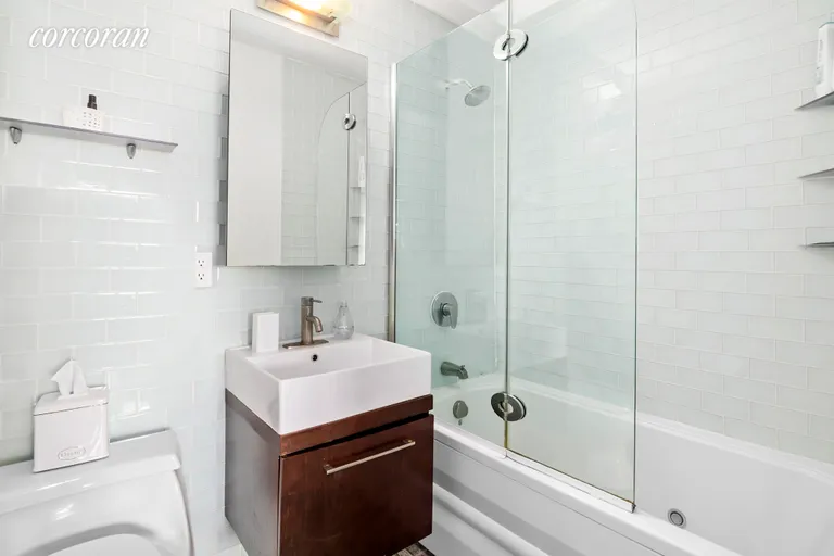 New York City Real Estate | View 206 East 95th Street, 4D | room 3 | View 4