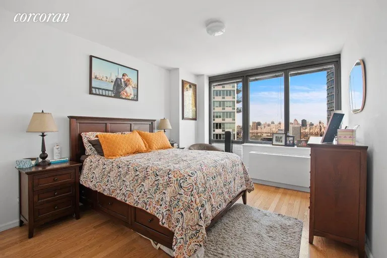 New York City Real Estate | View 4610 CENTER BOULEVARD | room 3 | View 4