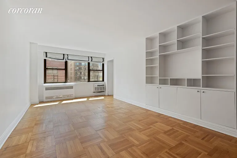 New York City Real Estate | View 405 East 63rd Street, 11G | Living Room | View 4