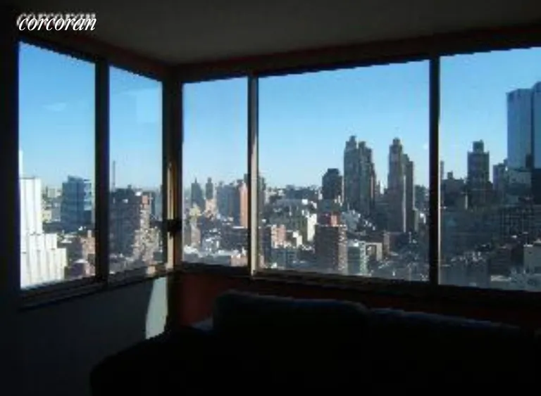 New York City Real Estate | View 350 West 50th Street, 33G | room 2 | View 3