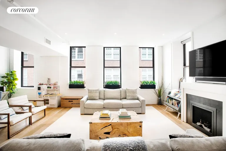New York City Real Estate | View 133 Mulberry Street, 2B | 4 Beds, 3 Baths | View 1