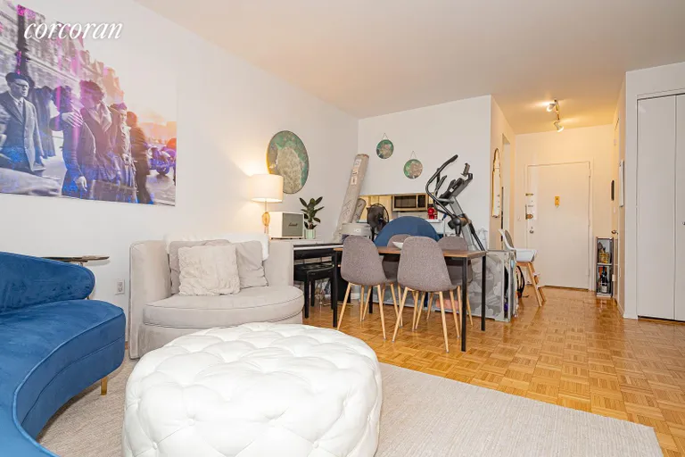 New York City Real Estate | View 2000 Broadway, 14E | room 1 | View 2