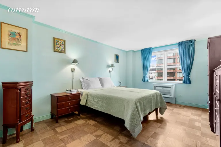 New York City Real Estate | View 340 East 80th Street, 15Z | room 5 | View 6
