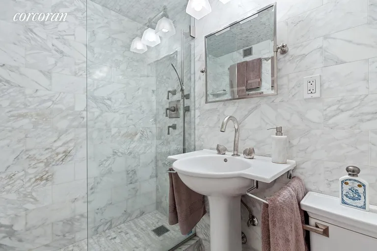 New York City Real Estate | View 60 Sutton Place South, 6LS | Bathroom | View 7