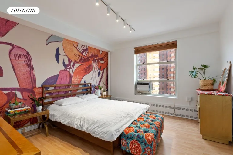 New York City Real Estate | View 70 La Salle Street, 4C | Bedroom | View 4