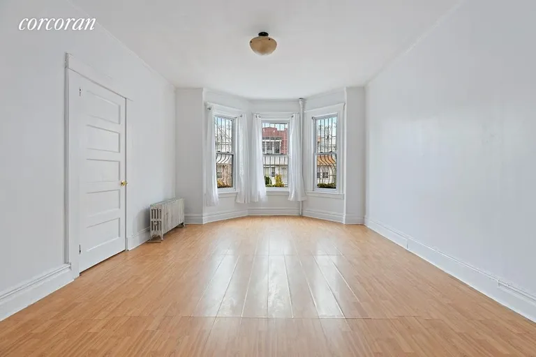 New York City Real Estate | View 265 East 37th Street, 1 | 2 Beds, 1 Bath | View 1