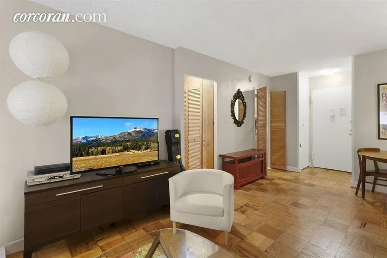 New York City Real Estate | View 77 East 12th Street, 5D | room 3 | View 4