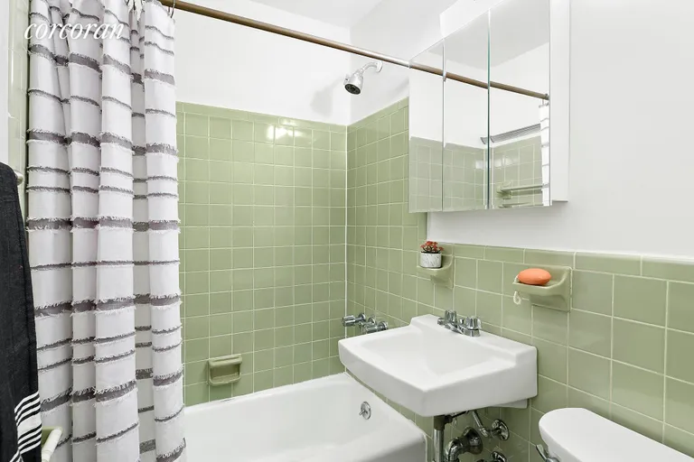 New York City Real Estate | View 326 West 22ND Street, 2F | Bathroom | View 5