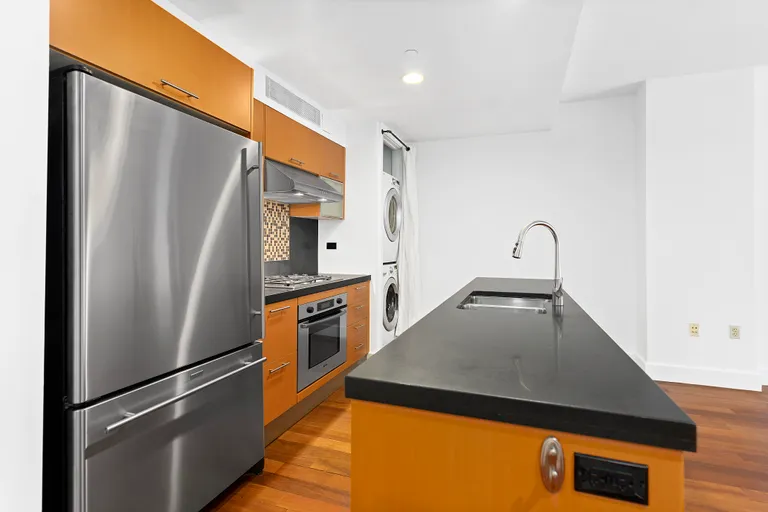 New York City Real Estate | View 84 Front Street, 4B | 2 Beds, 2 Baths | View 1