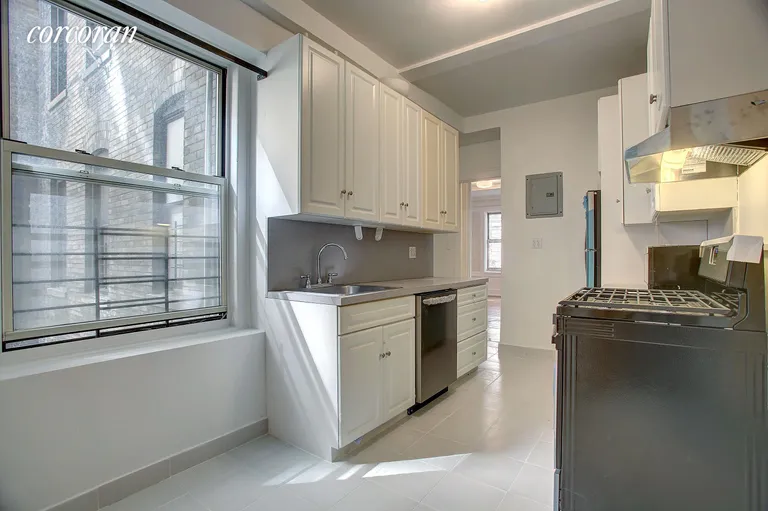 New York City Real Estate | View 250 West 104th Street, 32 | room 5 | View 6