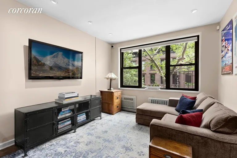 New York City Real Estate | View 444 East 87th Street, 3A | 1 Bed, 1 Bath | View 1