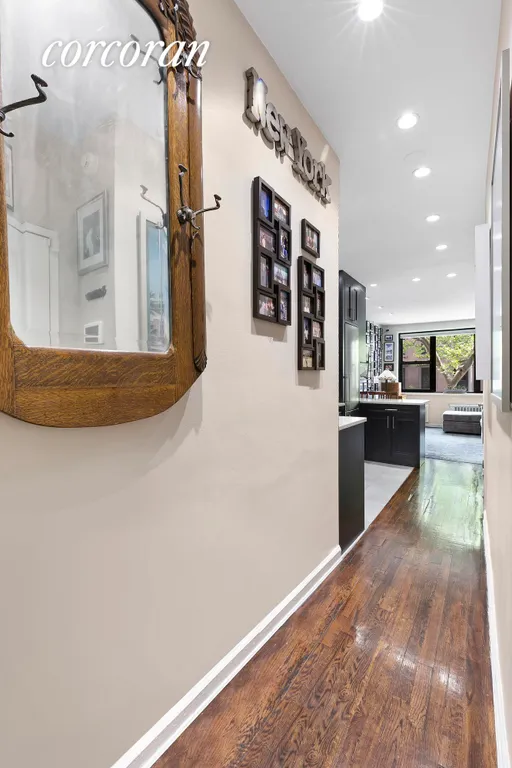 New York City Real Estate | View 444 East 87th Street, 3A | Entry Foyer | View 5