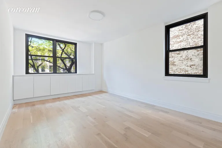 New York City Real Estate | View 239 East 79th Street, 3B | room 2 | View 3
