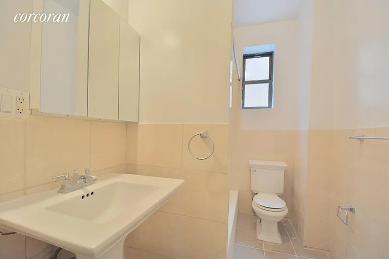 New York City Real Estate | View 526 West 123rd Street, 4E | Bathroom | View 8