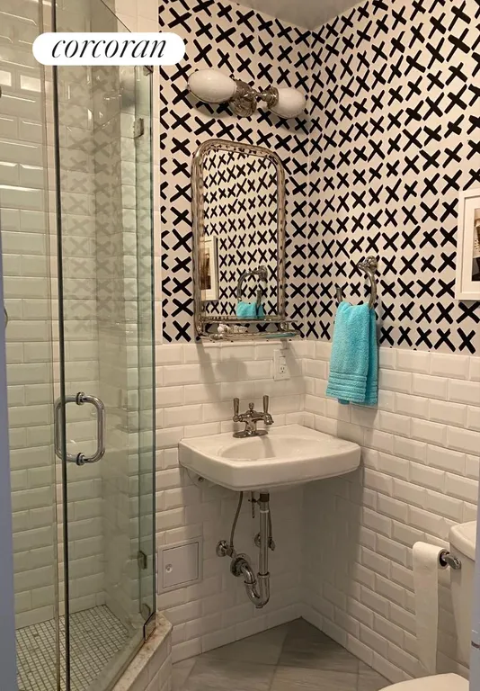 New York City Real Estate | View 145 West 86th Street, 9A | Bathroom | View 10