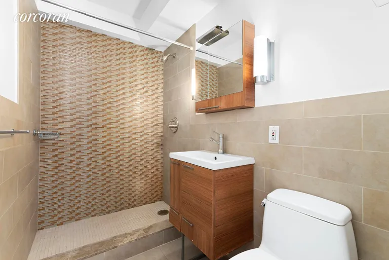 New York City Real Estate | View 411 East 53rd Street, 15L | Master En-Suite Bath | View 10