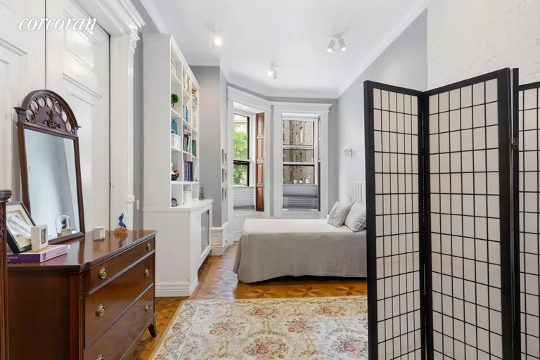 New York City Real Estate | View 306 West 81st Street, GARDEN | room 6 | View 7