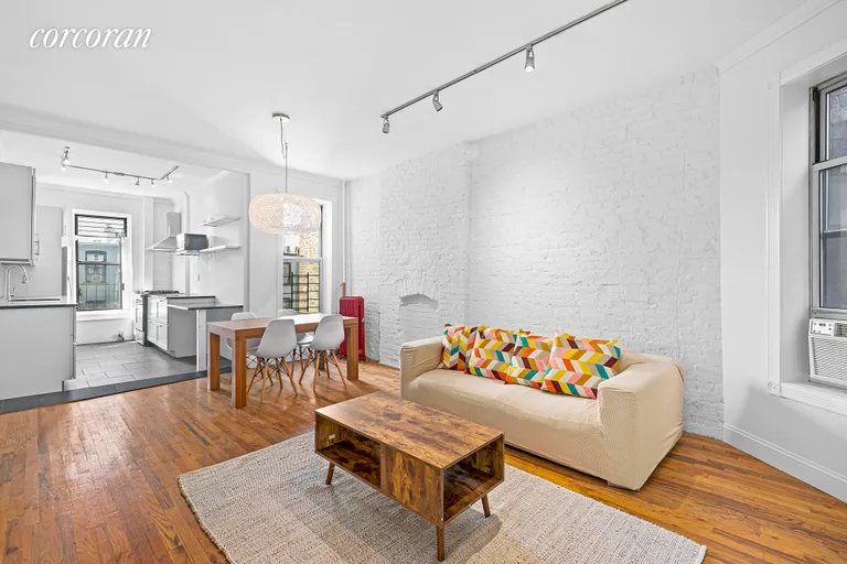 New York City Real Estate | View 160 Garfield Place, 3R | 2 Beds, 1 Bath | View 1
