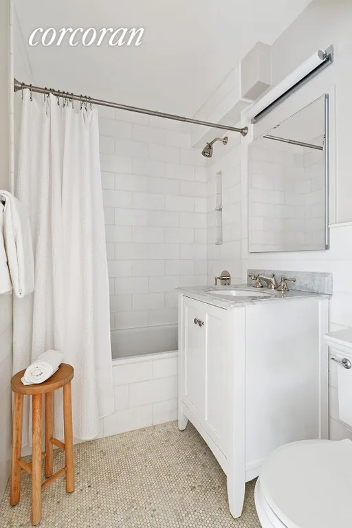 New York City Real Estate | View 230 Jay Street, 16A | Full Bathroom | View 7