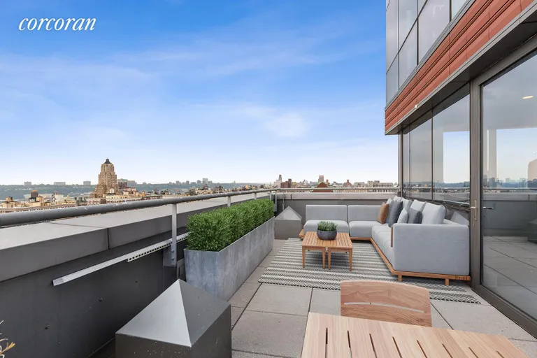 New York City Real Estate | View 2628 Broadway, 22A | room 3 | View 4