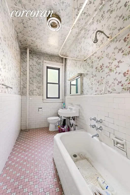 New York City Real Estate | View 310 Windsor Place, 18 | Bathroom | View 4