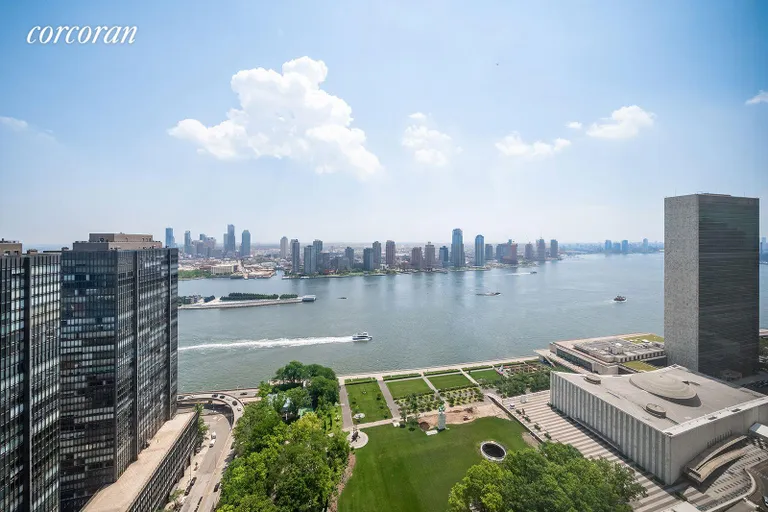 New York City Real Estate | View 845 United Nations Plaza, 43B | View | View 17