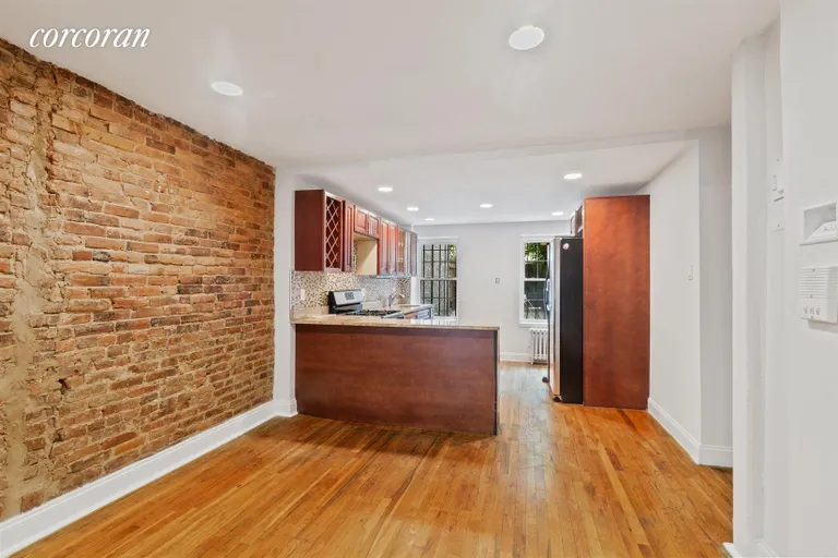New York City Real Estate | View 178 Stuyvesant Avenue | Duplex | View 3