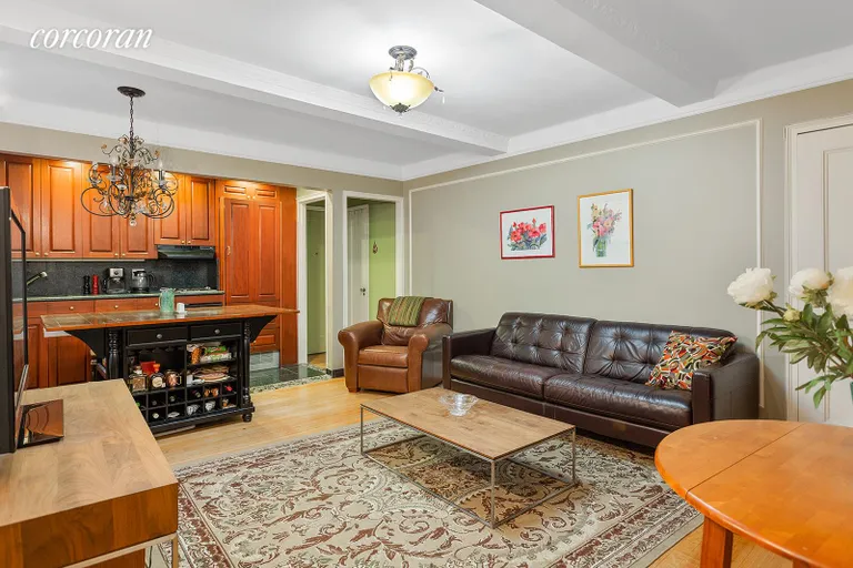 New York City Real Estate | View 12 East 97th Street, 3I | Living Room | View 4