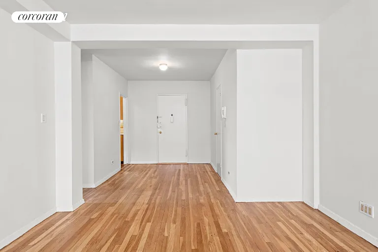 New York City Real Estate | View 211 East 18th Street, 4B | room 7 | View 8