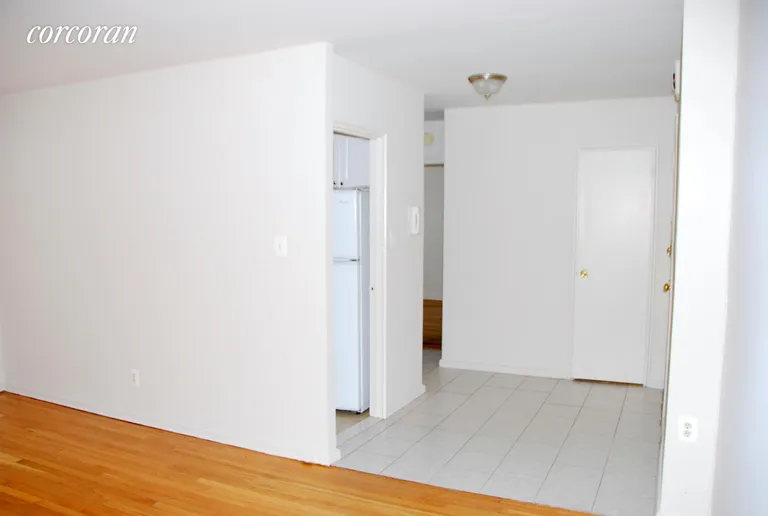 New York City Real Estate | View 109-23 71st Road, 3J | Entry Foyer | View 2