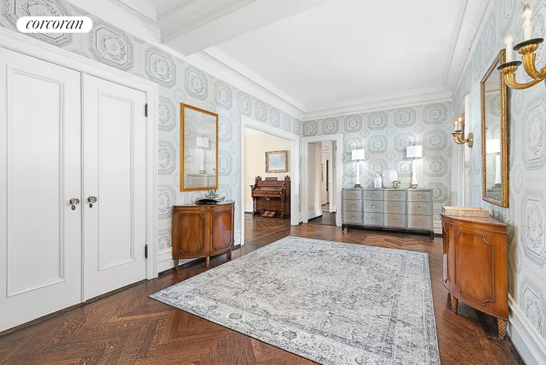 New York City Real Estate | View 850 Park Avenue, 10A | Entry Foyer | View 4