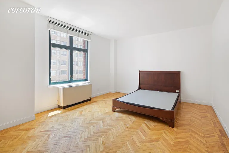 New York City Real Estate | View 188 East 70th Street, 8 | room 4 | View 5
