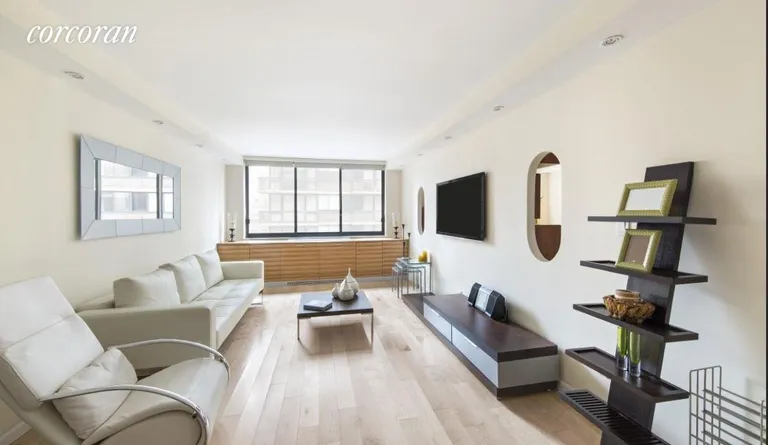 New York City Real Estate | View 343 East 74th Street, 6G | room 1 | View 2