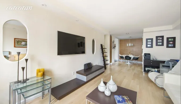 New York City Real Estate | View 343 East 74th Street, 6G | 1 Bed, 1 Bath | View 1