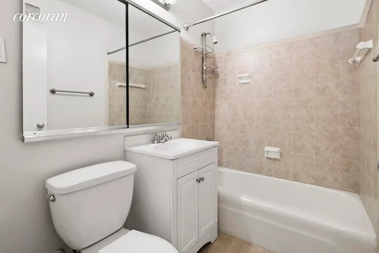 New York City Real Estate | View 379 West Street, 1B | Full Bathroom | View 4