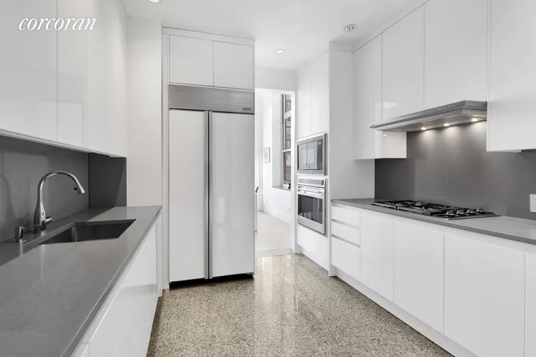 New York City Real Estate | View 120 East 87th Street, R16G | room 4 | View 5