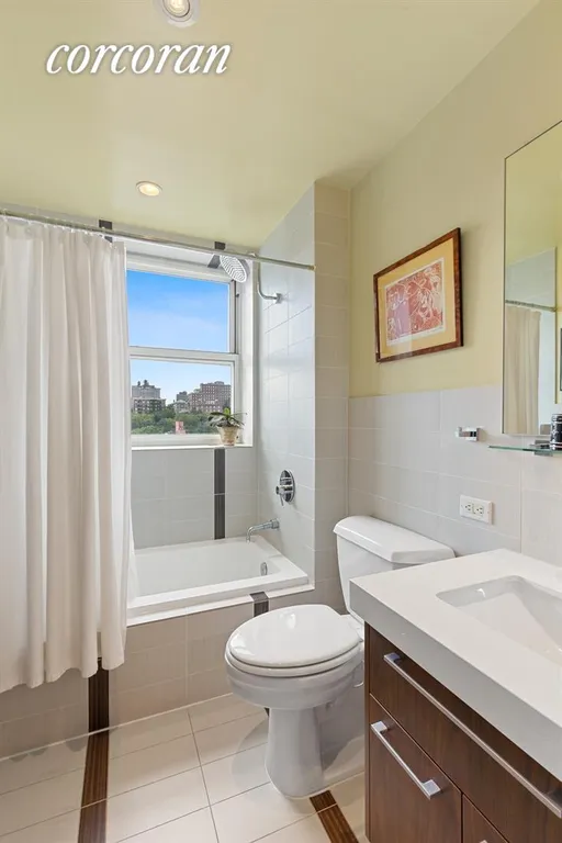 New York City Real Estate | View 301 West 115th Street, PH3B | Bathroom | View 5