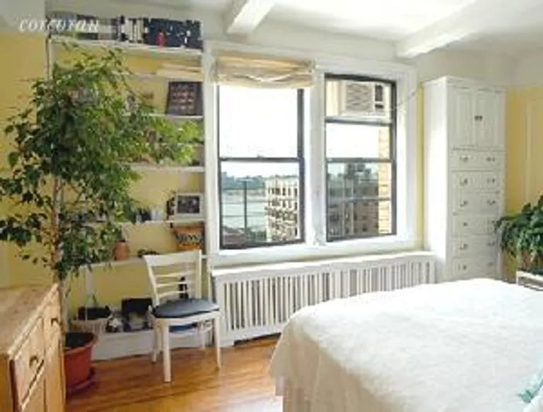 New York City Real Estate | View 675 West End Avenue, 14D | room 1 | View 2
