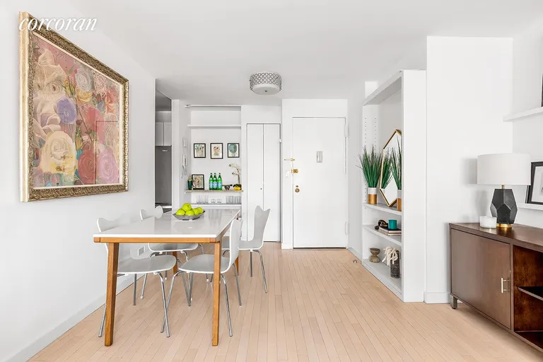 New York City Real Estate | View 10 West 15th Street, 1425 | Dining Area | View 4