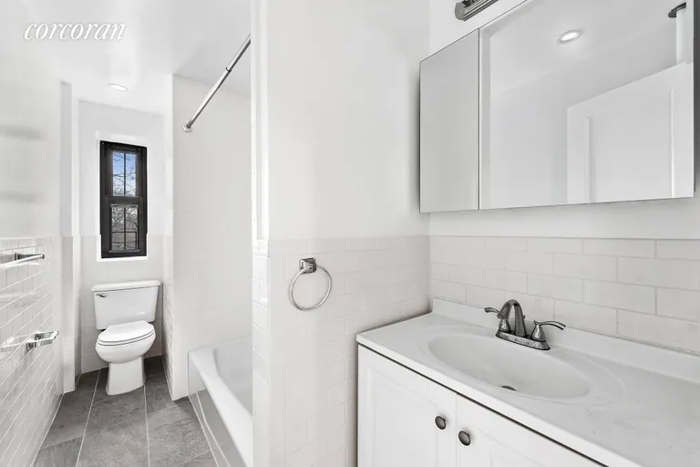 New York City Real Estate | View 420 Central Park West, 2H | Bathroom | View 6