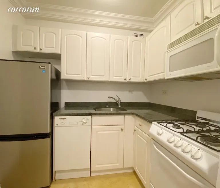 New York City Real Estate | View 301 East 66th Street, 2A | room 1 | View 2
