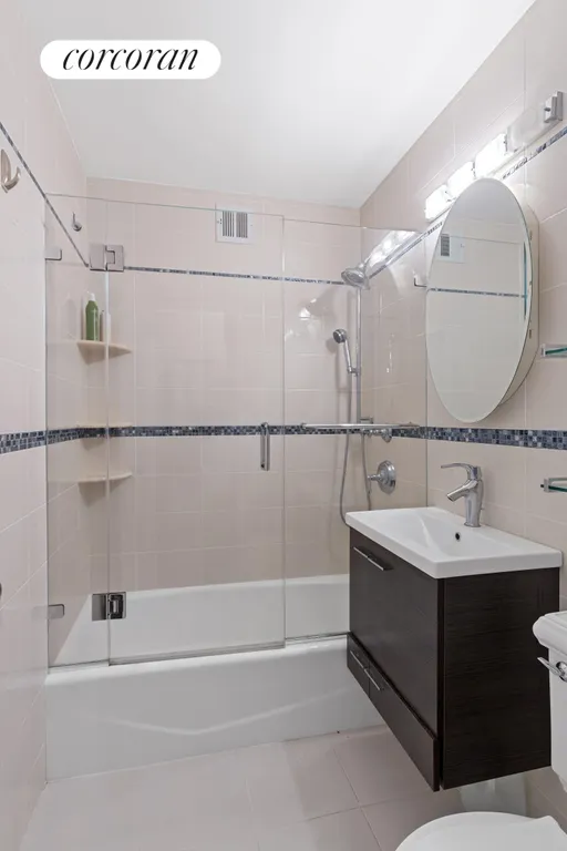 New York City Real Estate | View 13 West 13th Street, 5AS | Full Bathroom | View 5