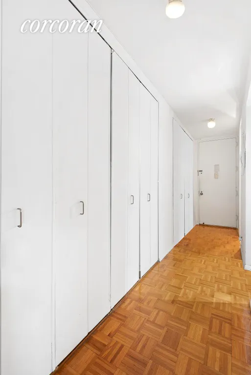 New York City Real Estate | View 393 West 49th Street, 2KK | room 3 | View 4