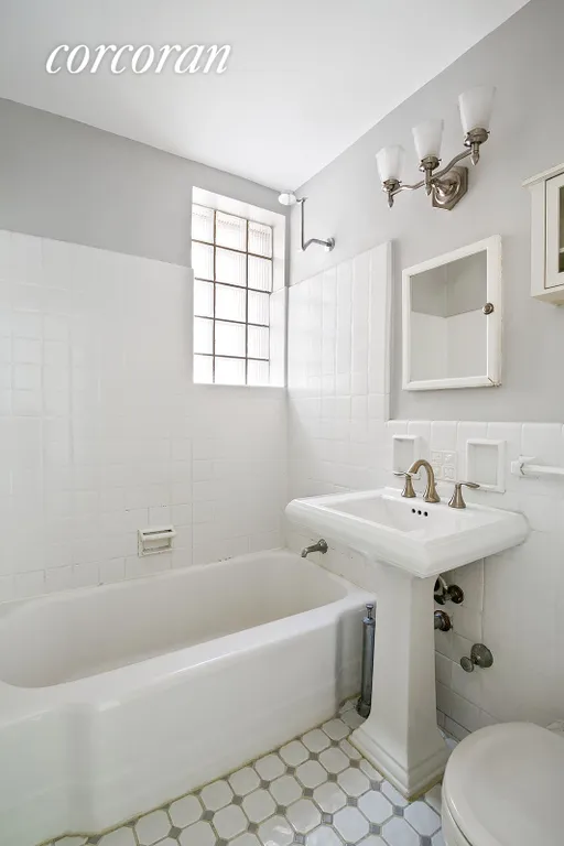 New York City Real Estate | View 130 Hicks Street, 4D | Bathroom | View 7