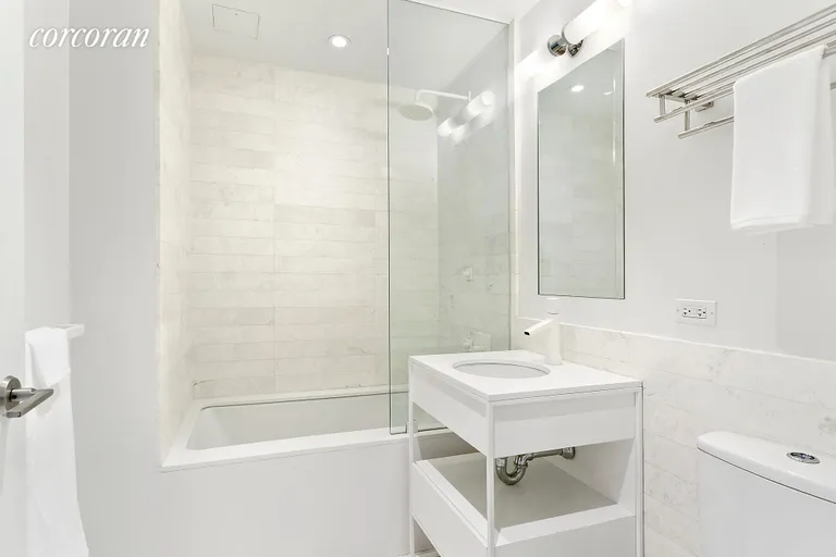 New York City Real Estate | View 241 Fifth Avenue, 9A | Bathroom | View 5