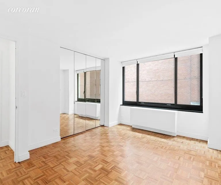 New York City Real Estate | View 200 Rector Place, 4B | room 2 | View 3